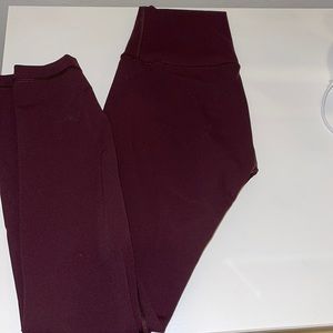 Lululemon Wunder Under Size 4